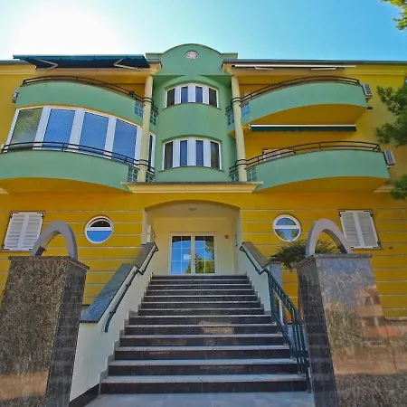 Blazenka 1154 * 풀라